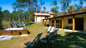 Linda Casa de campo c lazer prox Camp do Jordao SP